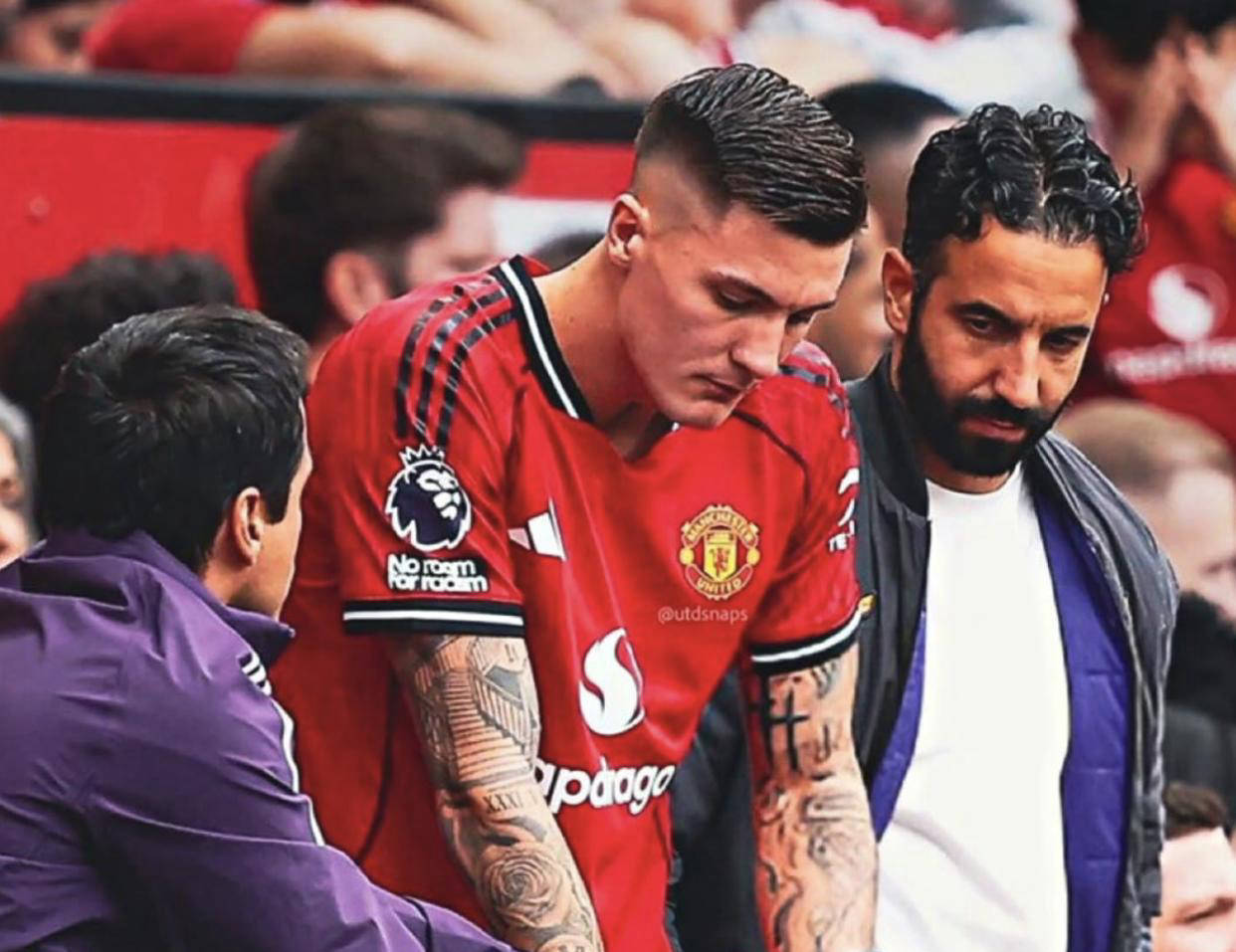 曼联整体发挥糟糕,客场难拿分数的简单介绍 曼联整体发挥糟糕,客场难拿分数的简单介绍